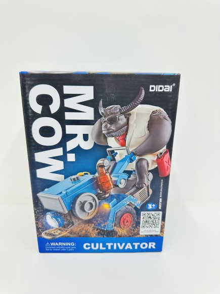 Набор "Фермер", трактор на бат. (световые и звуковые эффекты, ручной запуск, дозаправка), фигурка бы