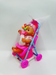 ПУПС В КОЛЯСКЕ СИДИТ